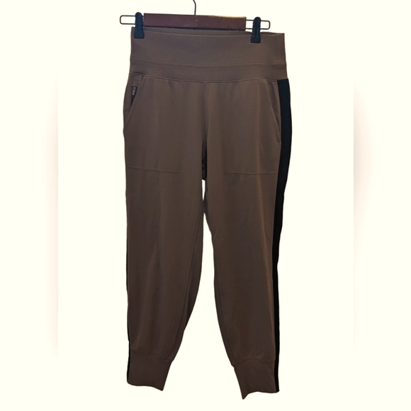 Athleta Venice Velvet Stripe Joggers Sz Small Grey/brown - Picture 1 of 5